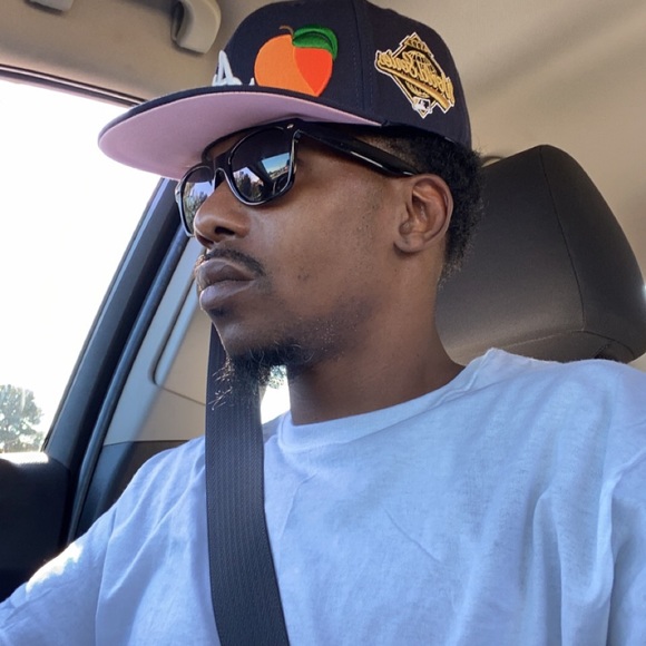 Meet your Posher, Corey - Picture 2 of 4